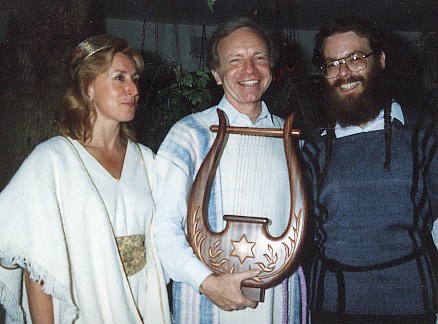 Presidential Candidate, Senator Joseph Lieberman and his wife Hadassah, wearing Beged Ivri